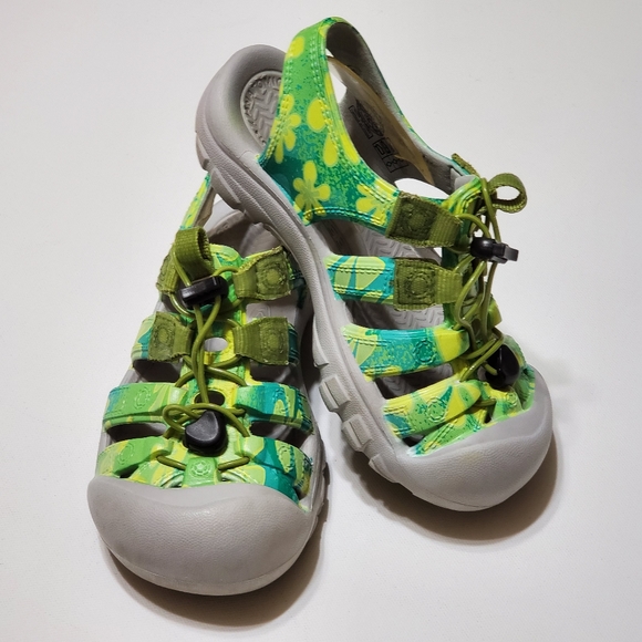 KEEN Waterproof Hiking Sandals - Picture 7 of 7